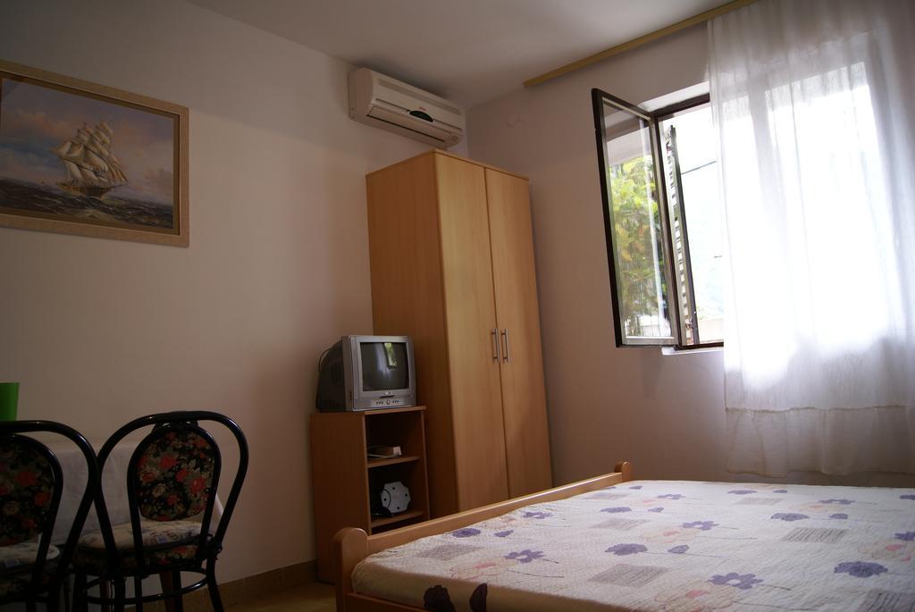Apartment Kotor-Andrija Jovanovic الغرفة الصورة